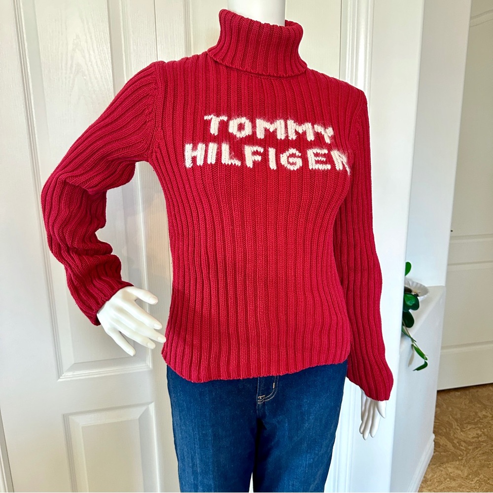 Vintage Y2K Tommy Hilfiger Red Spell Out Women's Turtleneck Sweater (M)